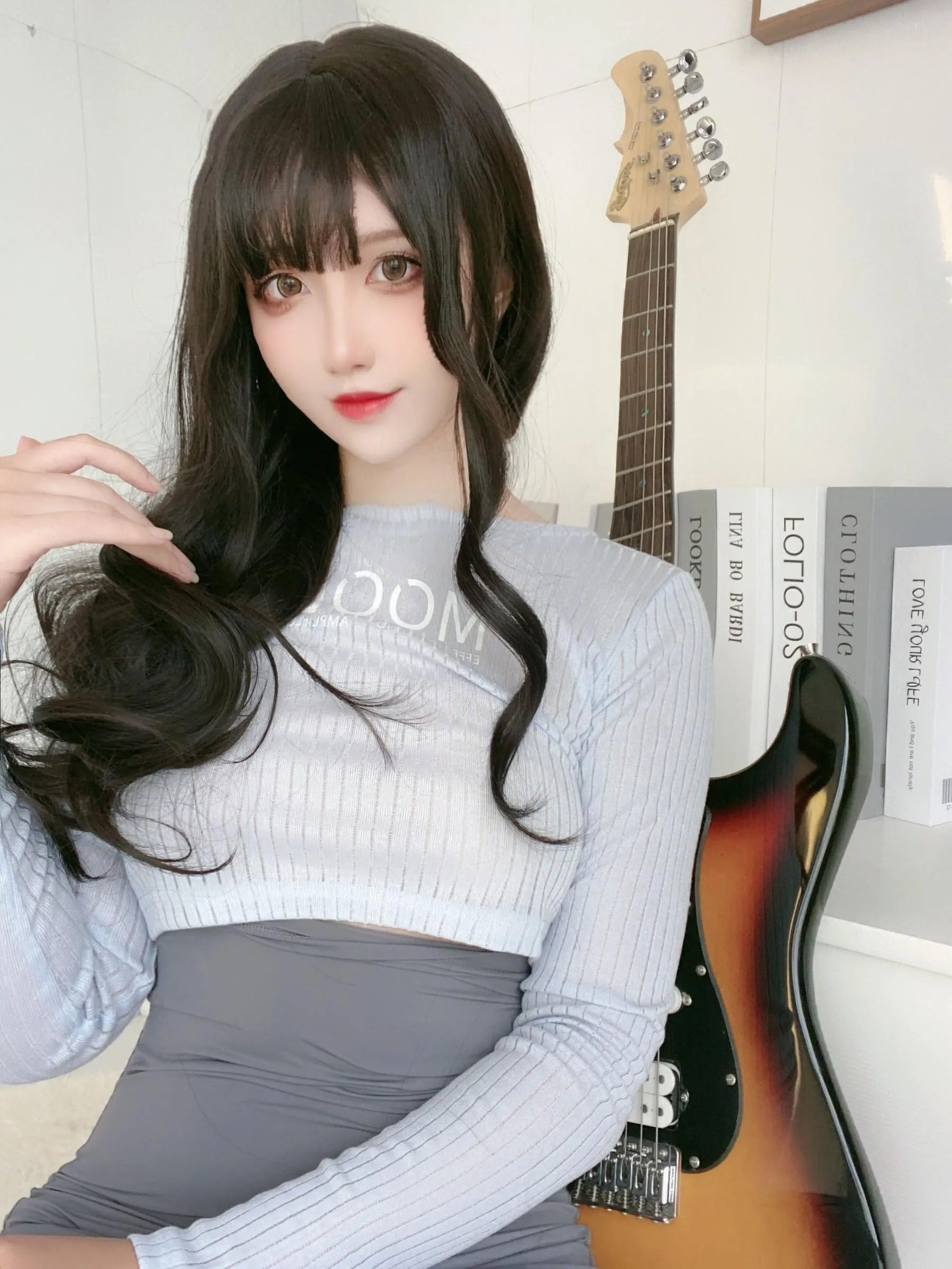九曲Jean – NO.76 吉他妹妹包臀裙-吉他妹妹自拍 [40P]插图5